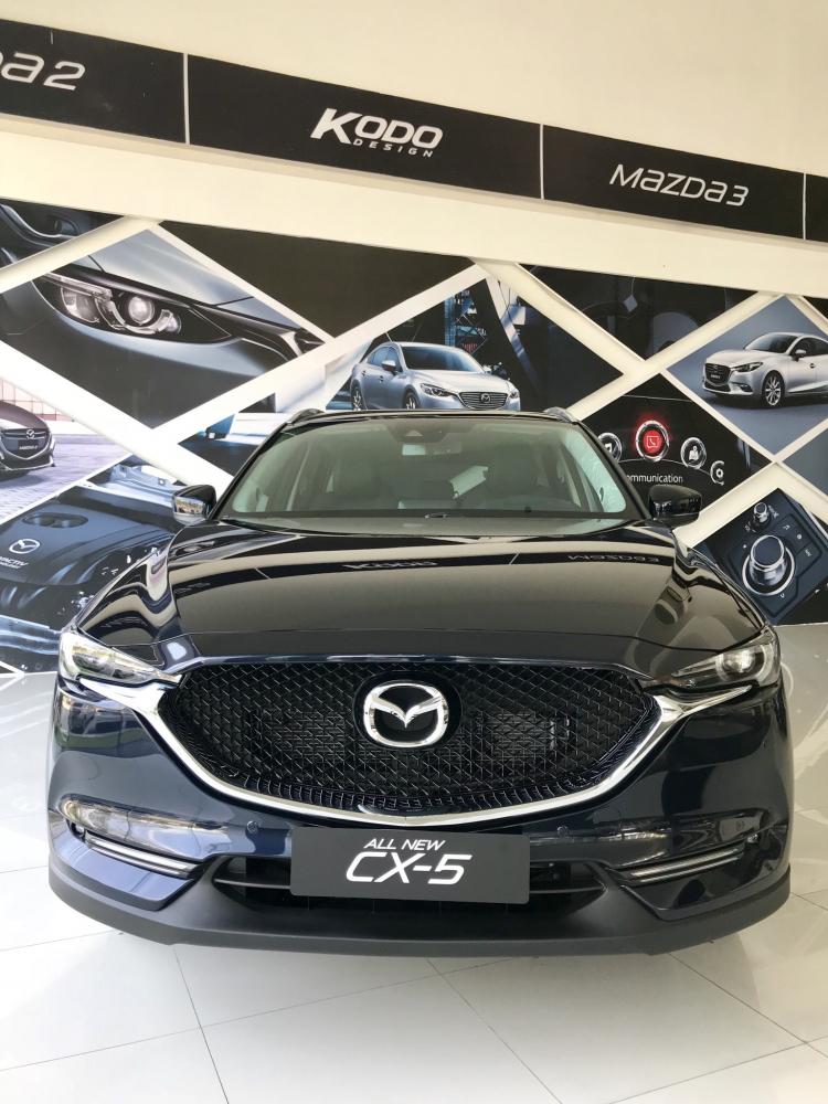 Xe Mazda CX5 2.5 1 cầu Xanh đen VIN 2018 Giá Khủng Clear Stock