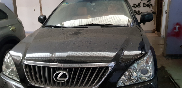 Phân vân chọn mua sedan giữa Mercedes-Benz C 200 và Toyota Camry 2.5Q? Phân vân chọn mua sedan giữa Mercedes-Benz C 200 và Toyota Camry 2.5Q?