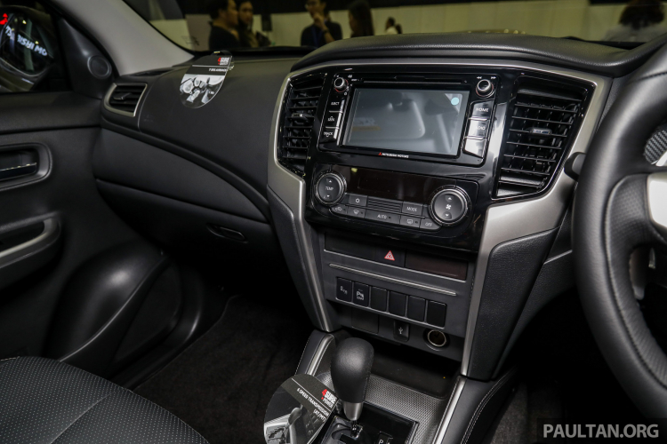 Mitsubishi Triton 2019 tại Malaysia được nâng cấp thanh gá thùng; không đổi giá bán