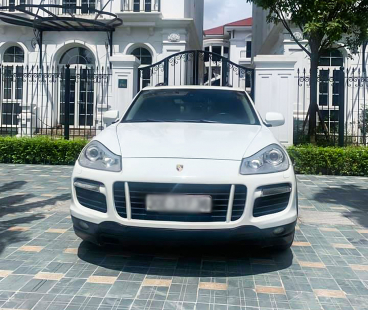 Gần 10 năm sử dụng, SUV hạng sang Porsche Cayenne rao bán ngang giá Tucson