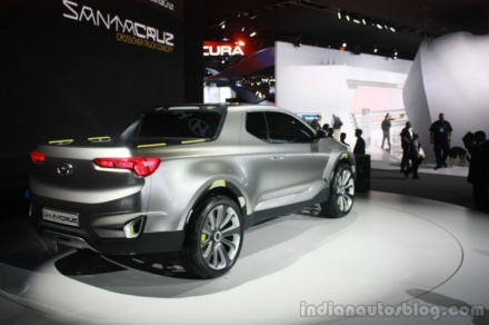 Hyundai-Santa-Cruz-Crossover-Concept-rear-quarter-at-the-2015-Detroit-Auto-Show-1024x682.jpg