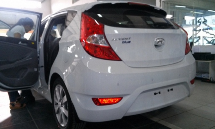 hỏi ý kiến mọi người và các bậc tiền bối đi trước về mua xe oto tầm 600 hỏi ý kiến mọi người và các bậc tiền bối đi trước về mua xe oto tầm 600
