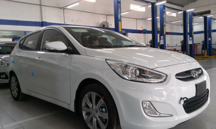 hỏi ý kiến mọi người và các bậc tiền bối đi trước về mua xe oto tầm 600 hỏi ý kiến mọi người và các bậc tiền bối đi trước về mua xe oto tầm 600