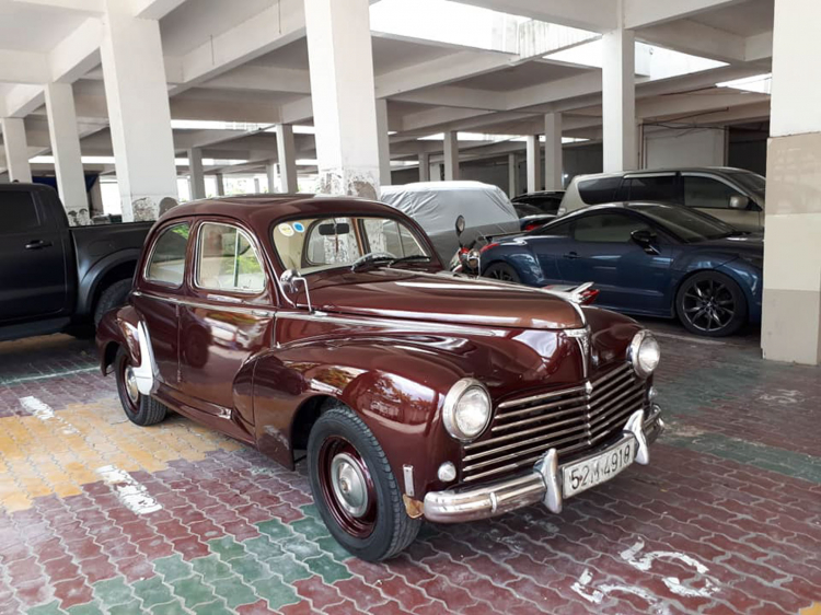Xế cổ Peugeot 203 hơn 60 tuổi tìm chủ mới với giá 500 triệu đồng Xế cổ Peugeot 203 hơn 60 tuổi tìm chủ mới với giá 500 triệu đồng