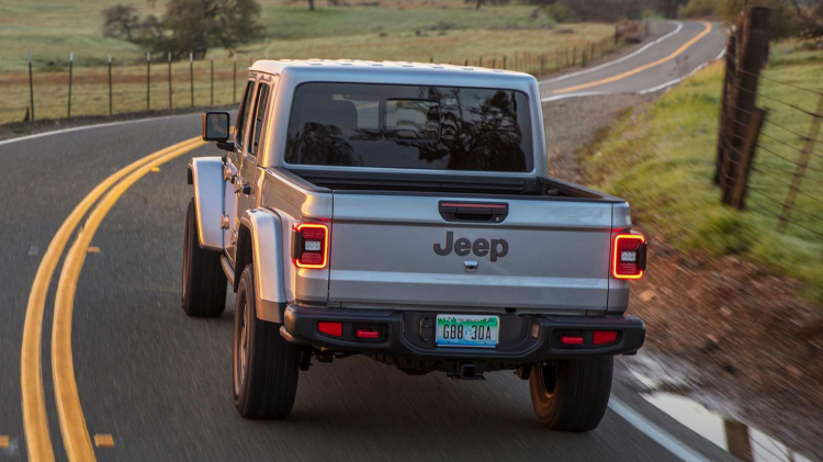 Bán tải Jeep Gladiator Rubicon 2020 đầu tiên về Việt Nam