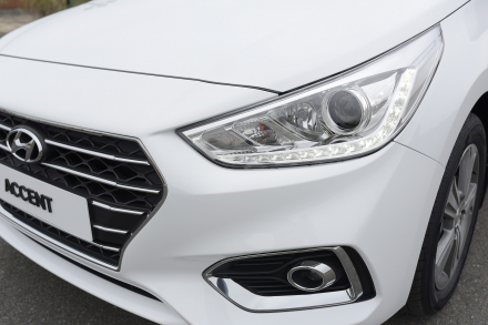 Hyundai Accent 2018 - 10 copy.jpg