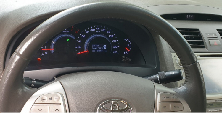 bán Toyota Camry 2.4G SX năm 2011, ĐK cuối 2011 màu đen, số tự động