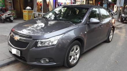 chevrolet-cruze-lt-2011.jpg