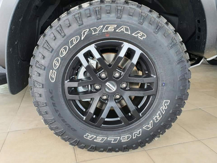 Ranger Raptor chuyển sang dùng lốp Goodyear Wrangler thay cho lốp BF Goodrich A/T