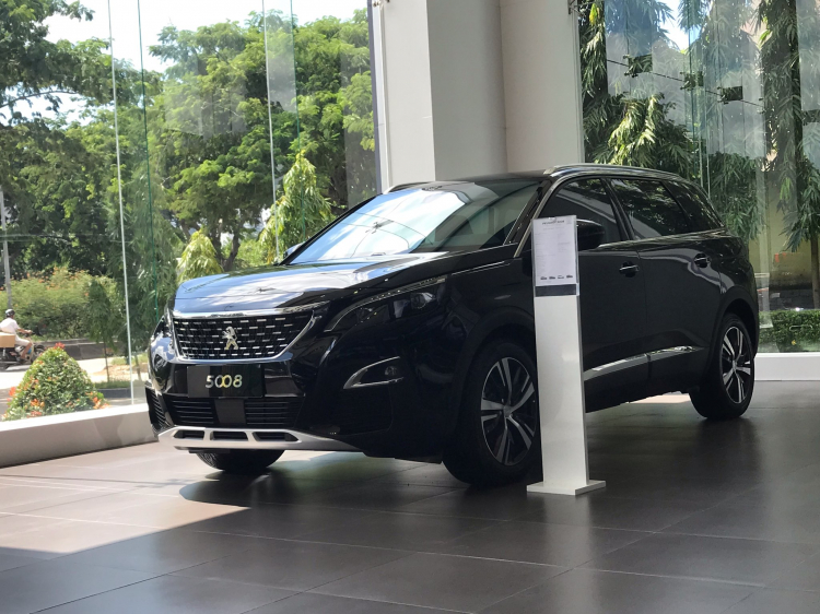 Peugeot chi nhánh PMH quận 7. Xe châu âu mà giá châu á