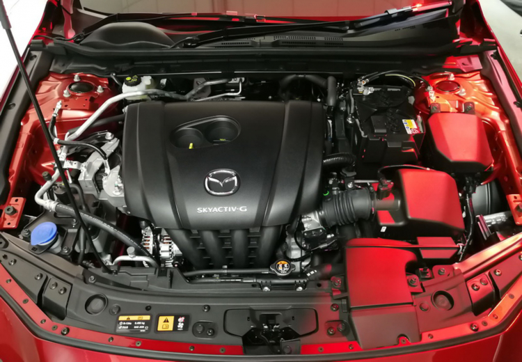 Bộ ảnh thực tế Mazda3 thế hệ mới tại Thái Lan: Sedan và hatchback máy 2.0 SkyActiv