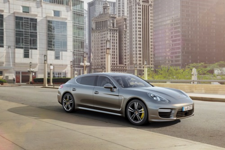 Panamera Turbo S sẽ ra mắt thế giới tại Tokyo Motor Show 2013