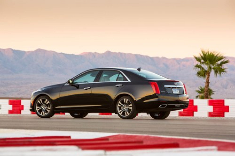 Cadillac CTS đạt danh hiệu xe của năm do tạp chí Motor Trend bình chọn