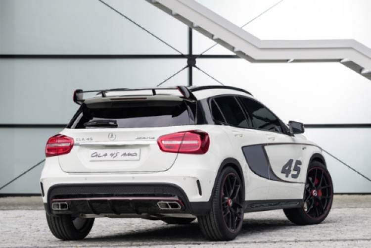 Mercedes-Benz GLA45 AMG concept ra mắt tại Los Angeles Auto Show 2013