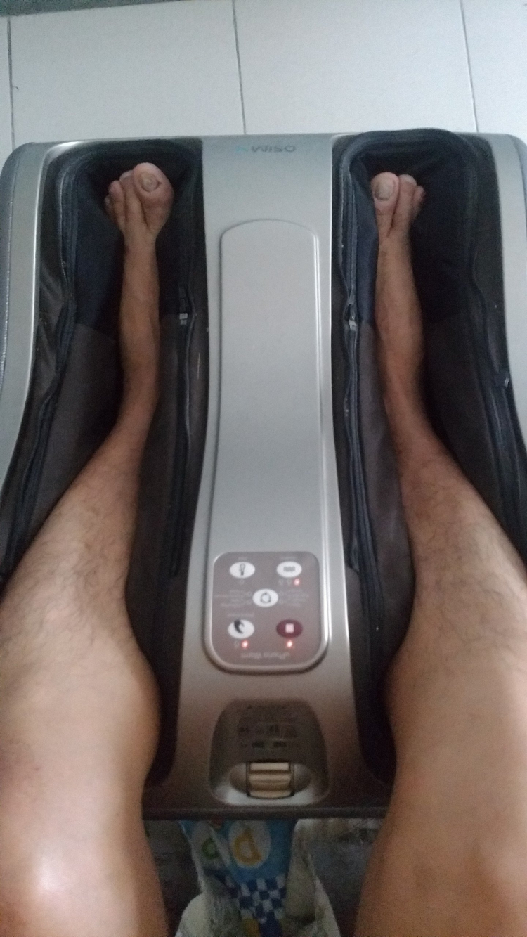 Máy massage chân Máy massage chân