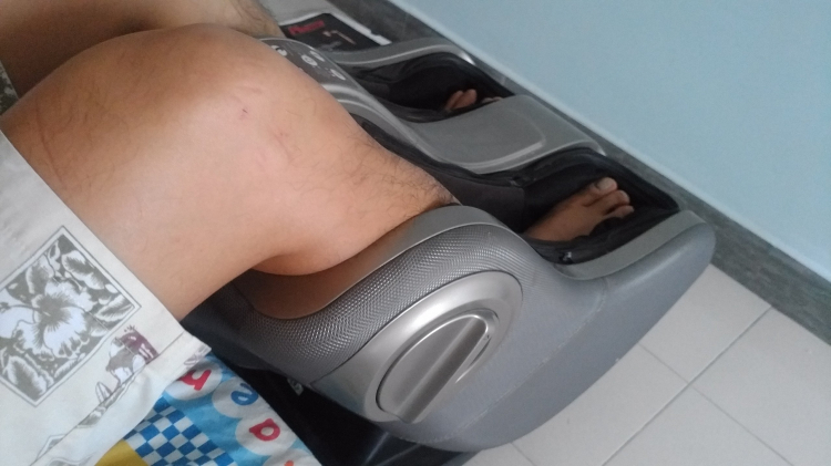 Máy massage chân Máy massage chân