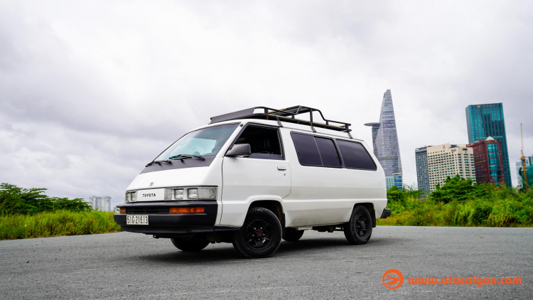 Nâng cấp Toyota Van LE đời 1987 trở thành ‘’căn nhà’’ di động để đi khắp Việt Nam