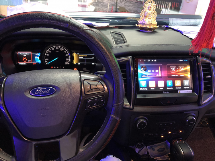 Siêu phẩm đầu Android C960 cho xe Ford Everest 2019