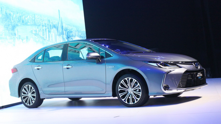 Ảnh thực tế Toyota Corolla Altis 2019 vừa ra mắt tại Thái Lan Ảnh thực tế Toyota Corolla Altis 2019 vừa ra mắt tại Thái Lan