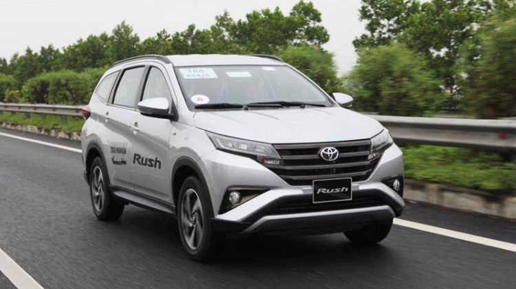 Đánh giá xe Toyota Rush 2019 - Cuộc đối đầu với ông vua phân khúc XPander