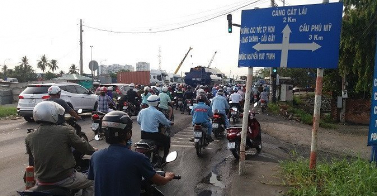 Quyết định mở rộng đường Nguyễn Thị Định để giảm ùn tắc cảng Cát Lái