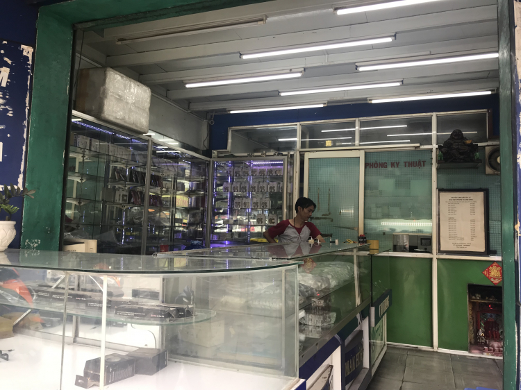 Pin dự phòng? Túi giao hàng để 2 bên xe máy mua ở đâu? Pin dự phòng? Túi giao hàng để 2 bên xe máy mua ở đâu?