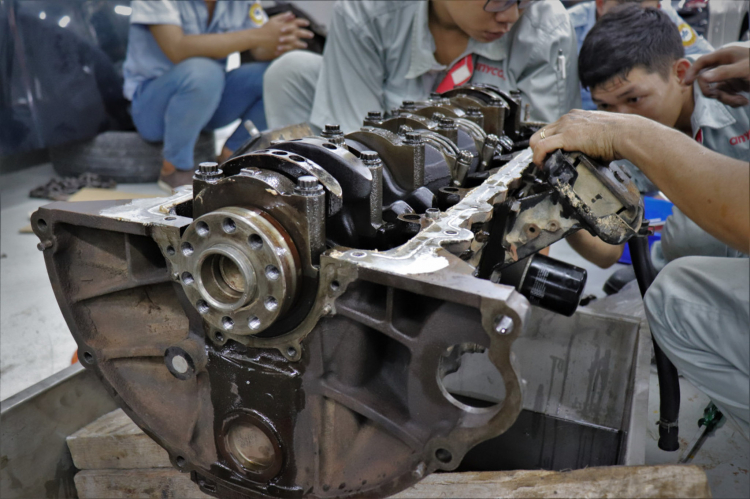 Phục hồi làm mới Land Cruiser 80 đời 1995 - Từ quạ đen biến thành thiên nga! Phục hồi làm mới Land Cruiser 80 đời 1995 - Từ quạ đen biến thành thiên nga!