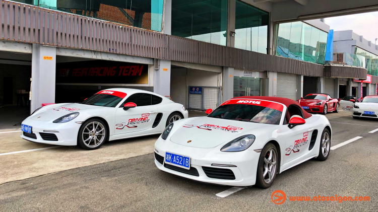 Rèn luyện kỹ năng lái và trải nghiệm xe đua F4 tại Motul Driving Experience 2019