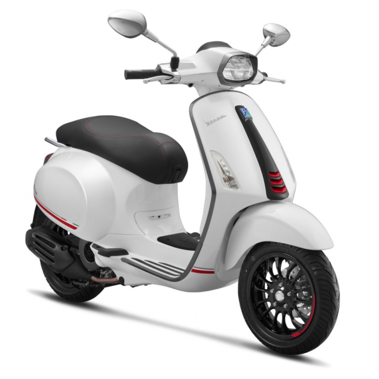 Vespa Sprint 2017 giá 56 triệu có ổn không? Vespa Sprint 2017 giá 56 triệu có ổn không?