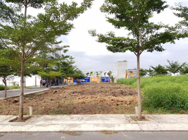Đất nền ngay thị trấn Nhà Bè, SHR đã có, xd tự do giờ mua để đó được ko các bác Đất nền ngay thị trấn Nhà Bè, SHR đã có, xd tự do giờ mua để đó được ko các bác