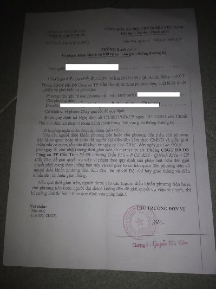 vượt phải + không chấp hành hiệu lệnh :((