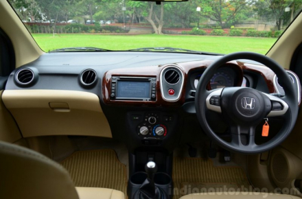 Honda-Mobilio-RS-India-live-image-interior-1024x677.jpg