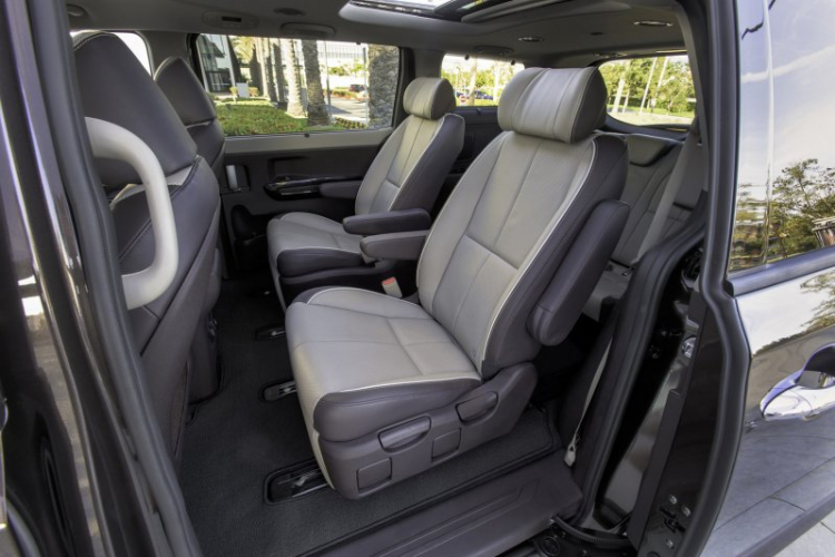 Kia Sedona 2015 sắp bán tại Việt Nam? Kia Sedona 2015 sắp bán tại Việt Nam?