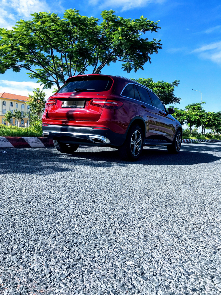 Bán xe GLC 250 đổi BMW