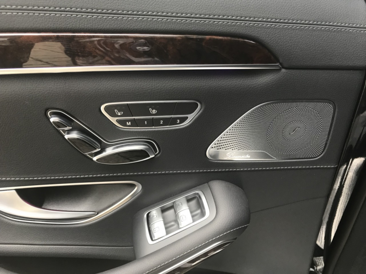 Bán Mercedes S450L 2017 màu Trắng ! xe đi cực ít