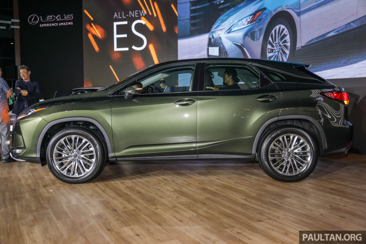 Lexus RX facelift 2020 đã ‘’cập bến’’ Malaysia: 03 phiên bản, giá từ 2,23 tỷ đồng Lexus RX facelift 2020 đã ‘’cập bến’’ Malaysia: 03 phiên bản, giá từ 2,23 tỷ đồng