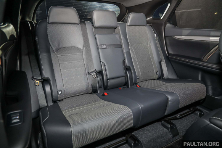 Lexus RX facelift 2020 đã ‘’cập bến’’ Malaysia: 03 phiên bản, giá từ 2,23 tỷ đồng Lexus RX facelift 2020 đã ‘’cập bến’’ Malaysia: 03 phiên bản, giá từ 2,23 tỷ đồng