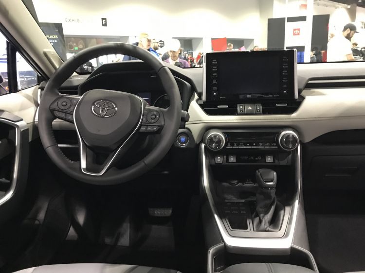 Các bác nghĩ gì về nhận định ‘’5 năm nữa xe Toyota sẽ khó cạnh tranh nếu không thay đổi’’? Các bác nghĩ gì về nhận định ‘’5 năm nữa xe Toyota sẽ khó cạnh tranh nếu không thay đổi’’?