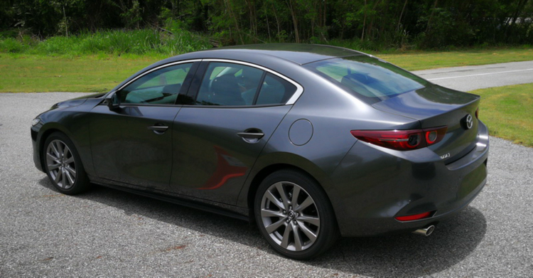 Xem trước Toyota Corolla Altis và Mazda3 thế hệ mới Xem trước Toyota Corolla Altis và Mazda3 thế hệ mới