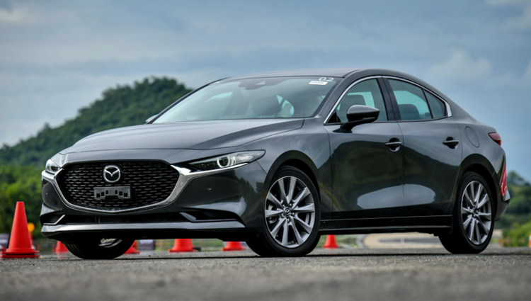 Xem trước Toyota Corolla Altis và Mazda3 thế hệ mới Xem trước Toyota Corolla Altis và Mazda3 thế hệ mới