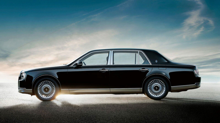 Toyota Century mui trần đặc biệt dành cho Lễ đăng quang của Hoàng Đế Nhật Bản