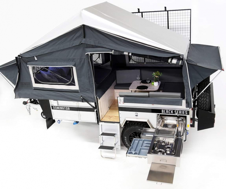 Hành trình caravan xuyên Việt bằng camper Black Series đầu tiên tại Việt Nam Hành trình caravan xuyên Việt bằng camper Black Series đầu tiên tại Việt Nam