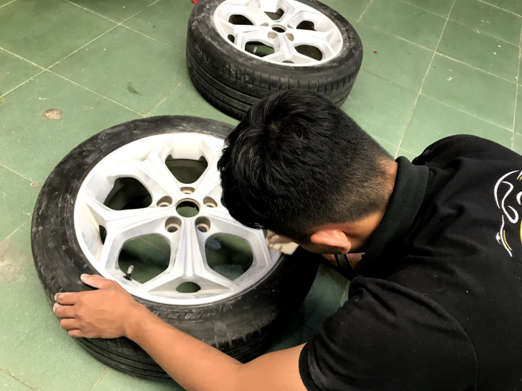 Cần tìm chỗ sơn mâm xe ô tô? Cần tìm chỗ sơn mâm xe ô tô?