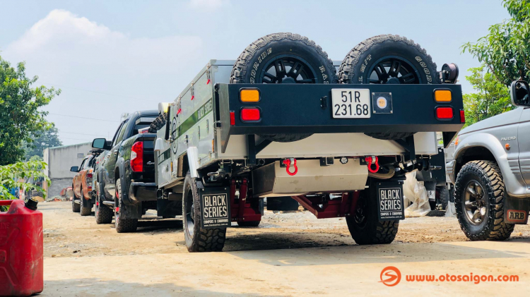 Tìm hiểu trailer kéo camper ‘’căn hộ di động’’ Black Series Dominator Tìm hiểu trailer kéo camper ‘’căn hộ di động’’ Black Series Dominator