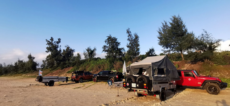 Tìm hiểu trailer kéo camper ‘’căn hộ di động’’ Black Series Dominator Tìm hiểu trailer kéo camper ‘’căn hộ di động’’ Black Series Dominator