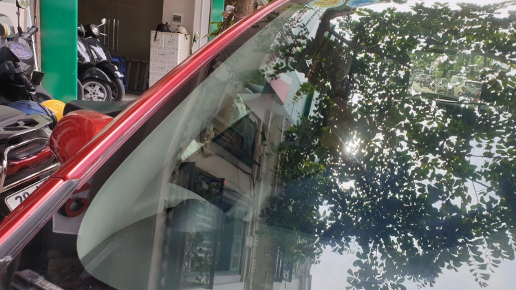 GlasWeld -Đánh bóng kính xe hơi xước, mờ, lóa mắt, tẩy ố mốc. Hàn kính nứt. GlasWeld -Đánh bóng kính xe hơi xước, mờ, lóa mắt, tẩy ố mốc. Hàn kính nứt.