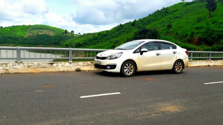 Đánh giá thực tế KIA Rio 2015 Hatchback