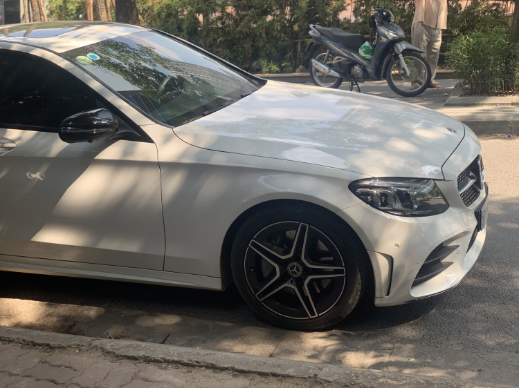 E bán Mercedes C300 AMG 2019