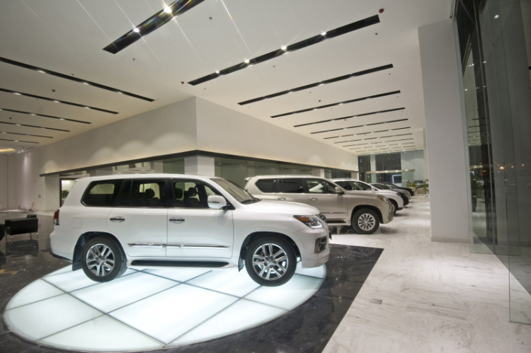 Lexus khai trương showroom tại Hà Nội