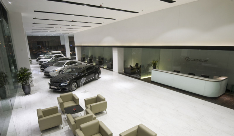 Lexus khai trương showroom tại Hà Nội